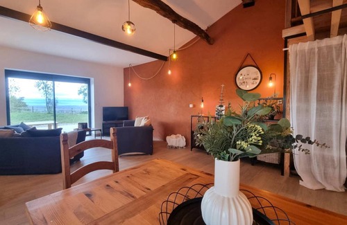 Pouilly-les-Feurs Cottage | 200 m² Cabin ∙ 4 bedrooms ∙ 12 guests