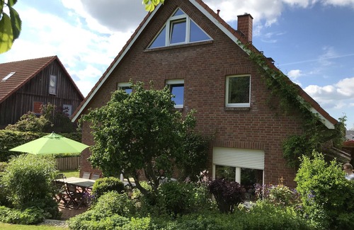 Eutin House | 200 m² detached vacation home with double garage