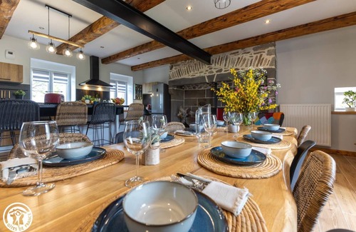 Aveze House | 200 m² Gîte ∙ 5 bedrooms ∙ 10 guests
