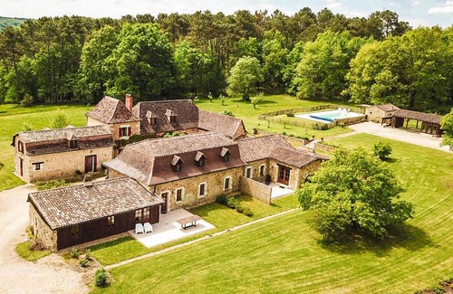 Issac House | 200 m² House ∙ 6 bedrooms ∙ 12 guests