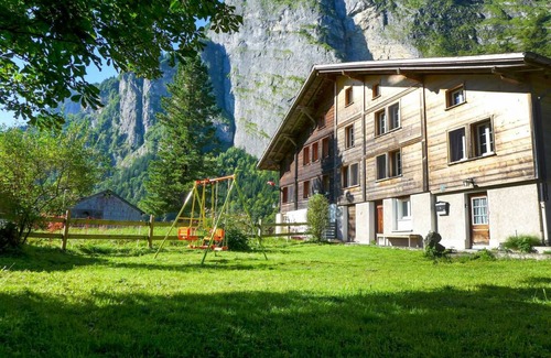 Reichenbach House | 200 m² House ∙ 6 bedrooms ∙ 12 guests