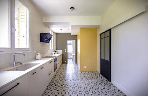 Yvre-l'Eveque House | 200 m² House ∙ 5 bedrooms ∙ 10 guests