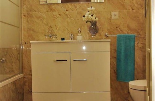 Leixões Resort | 200 m² Private room ∙ 1 bedroom ∙ 2 guests