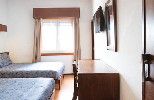 Sao Joao da Madeira Resort | 200 m² Private room ∙ 1 bedroom ∙ 4 guests