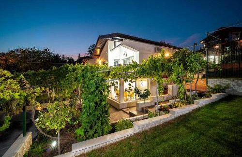 Osenovo Villa | 200 m² Villa ∙ 3 bedrooms ∙ 8 guests