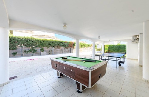 Ayia Thekla Villa | 200 m² Villa ∙ 4 bedrooms ∙ 8 guests