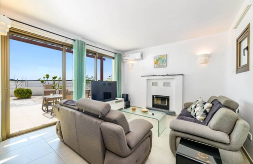 Ayia Thekla Villa | 200 m² Villa ∙ 4 bedrooms ∙ 8 guests