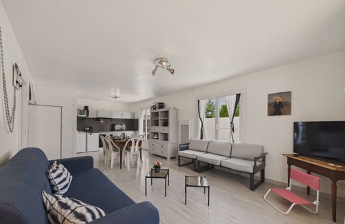 La Faute-sur-Mer House | 200m from the beach – Large terrace for 4