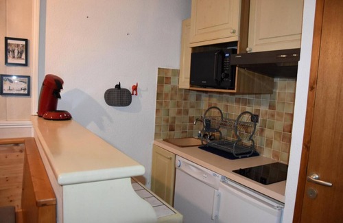 Pralognan-la-Vanoise Apartment | 200m from ski slopes, Ground floor, terrace, tv, ski locker, 27m², Pralognan-la-Vanoise