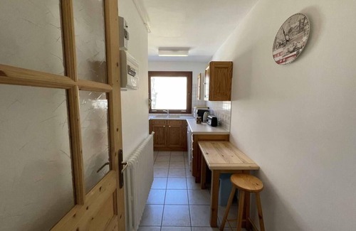 Tignes le Lac Apartment | 200m from ski slopes, 6th floor, view open, balcony, tv, ski locker, 62m², Tignes