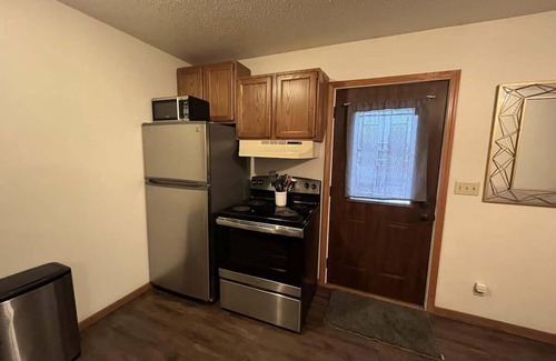Tomah Apartment | 201 E Veterans St Apt A by Patriot Properties