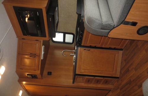Jim Thorpe House | 2015 Motorhome - 30 feet - sleeps 5 - "SoJourner"