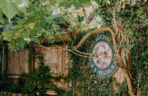 Mercersburg Bed & Breakfast | 202 - Buchanan Room - James Buchanan Hotel