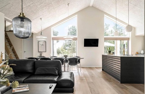 Blavand Strand House | 202 m² House ∙ 4 bedrooms ∙ 10 guests