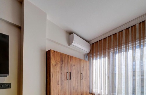 Besiktas House | 2023 Decoration, New electonics, 50Mbps internet, Modern, Studio, 18m2, Best Location, 300 m to Bosphorus
