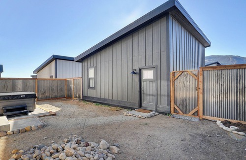 Poncha Springs House | 2024 construction, in beautiful PonchaSpgs, 30+nights only