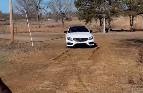 Morrilton RV Rental | 2024 Eclipse 6 Acres Parking Space
