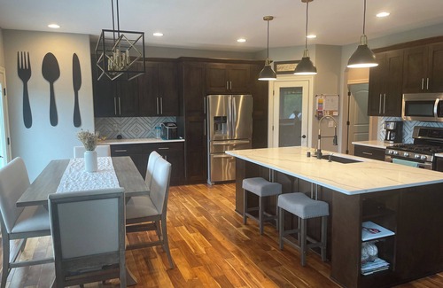 Oconomowoc House | 2024 RNC - Suburban Milwaukee Home With Modern Decor and Beautiful Lower Level