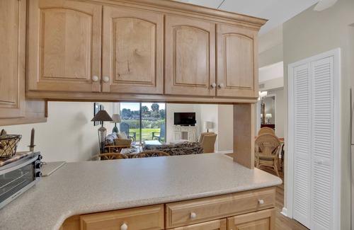 Central Beach Condo | 2025 Discounts! Lovely and Updated Unit Steps from the Ocean and Heated Pool