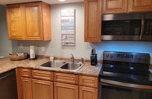 South Nags Head Condo | 2026 OPEN FOR BOOKING! PIERVIEW 107 OCEAN-BEACHFRONT CONDO, 2BD&2BA SLEEPS 6