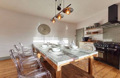 Tynemouth House | 203 m² House ∙ 1 bedroom ∙ 2 guests