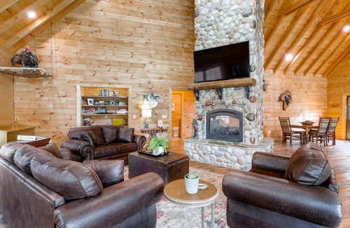 Pigeon Forge House | 204 m² House ∙ 3 bedrooms ∙ 7 guests