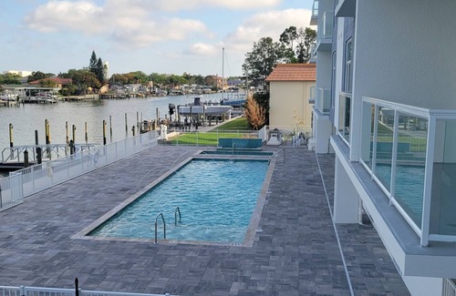 Island Estate Condo | 206, Water View-Clearwater Bch in 6 min, Pool/Gym