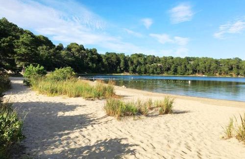 West Chatham House | 209 Indian Hill Road Chatham Cape Cod - Perfectly Content