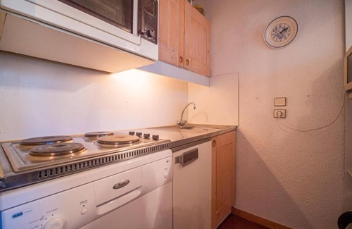 Les Avanchers-Valmorel Apartment | 20m from ski slopes, 10th floor, view panoramic, balcony, tv, ski locker, 28m², Valmorel