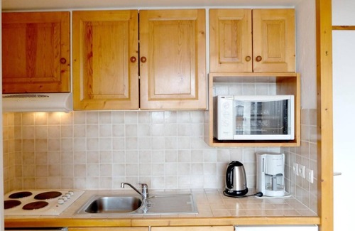 Tignes le Lac Apartment | 20m from ski slopes, 2nd floor, balcony, tv, ski locker, 31m², Tignes