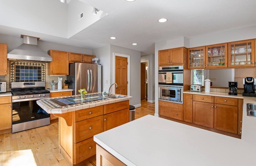 Hendersonville House | 21-acre multi-home escape with hot tub, hiking trails & waterfalls