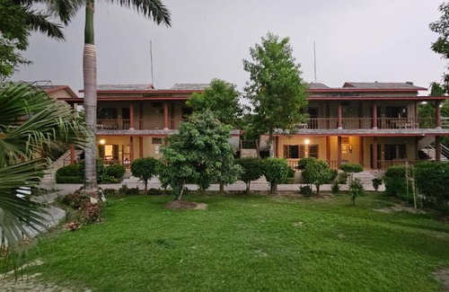 Sauraha Cabin | 21 m² Lodge ∙ 5 guests