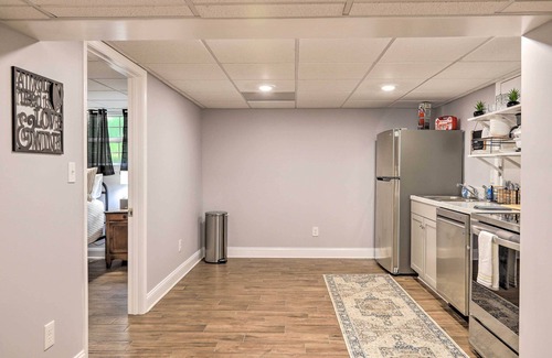 Jonesboro Apartment | 21 Mi to Atlanta: Getaway w/Fire Pit!