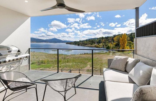 East Jindabyne House | 210 m² House ∙ 4 bedrooms ∙ 10 guests