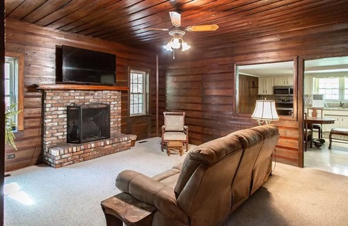 Blackshear Cottage | 210 Year Old Cozy Cottage that Sits on 75 acres and sleeps 10 comfy