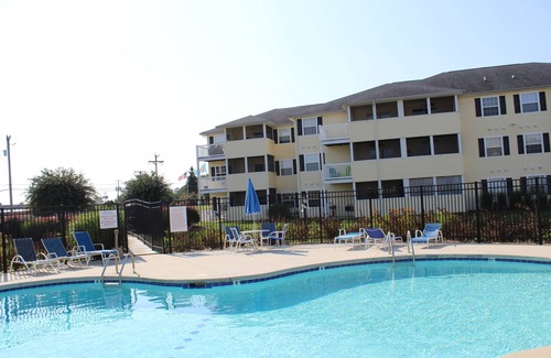 Rehoboth Beach Condo | 2103 Palms, 2-bedroom condo, Great September dates still available