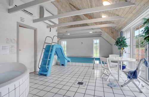Øby House | 212 m² House ∙ 6 bedrooms ∙ 16 guests