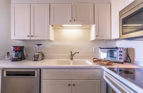 Folly Field Condo | 213 Sea Cloisters-Oceanfront condo-just steps to beach