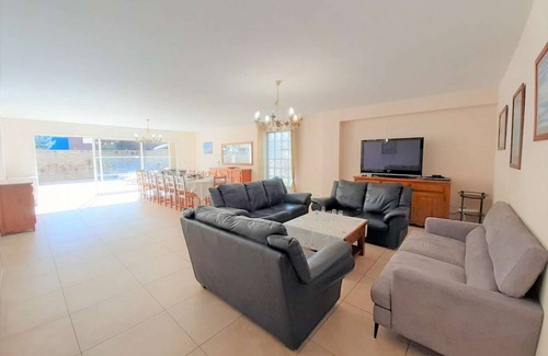 Saint-Lary-Soulan Apartment | 218 m² Apartment ∙ 6 bedrooms ∙ 15 guests
