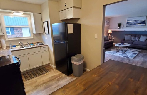 Franklin House | 219 Maxwell St - Unit C · A great newly renovated place to stay in Franklin
