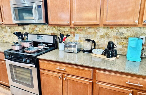 Reno House | 22 Mins to Ski/Long Driveway/9 Beds/6TVs/Sleeps16