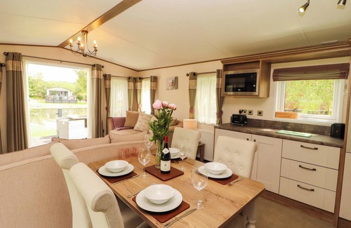 Warton Cottage | 22 YEALAND, pet friendly, with a garden in Carnforth