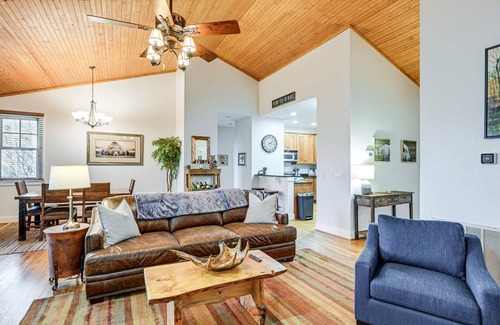 Bear Lake Reserve Cottage | 220 Boulder Creek Lane at Bear Lake Reserve