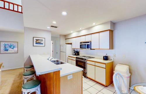 Sea Trail House | 220 Clubhouse Rd #20a
