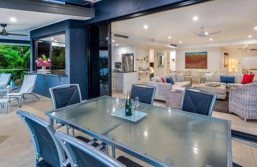 Hamilton Island Apartment | 220 m² Apartment ∙ 3 bedrooms ∙ 8 guests
