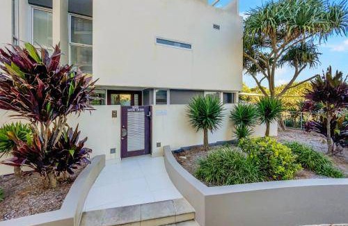 Marcoola House | 220 m² House ∙ 3 bedrooms ∙ 8 guests