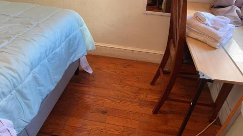 Troy House | 2218 N Colorado Double Rooms