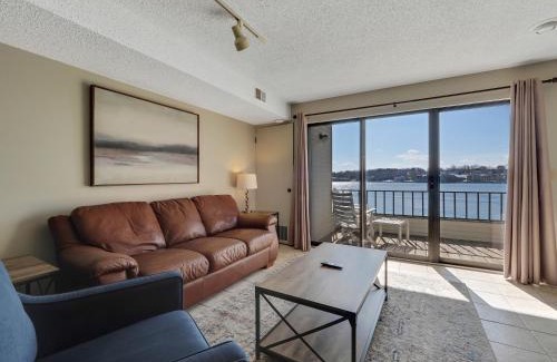 Charlevoix House | 223 Edgewater Inn