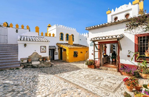 Alcaucin House | 223 m² House ∙ 3 bedrooms ∙ 6 guests