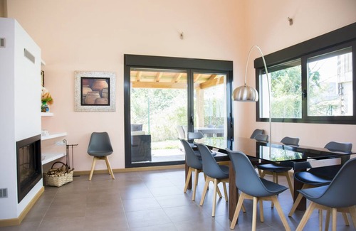 Longuida Cottage | 225 m² Cottage ∙ 4 bedrooms ∙ 11 guests